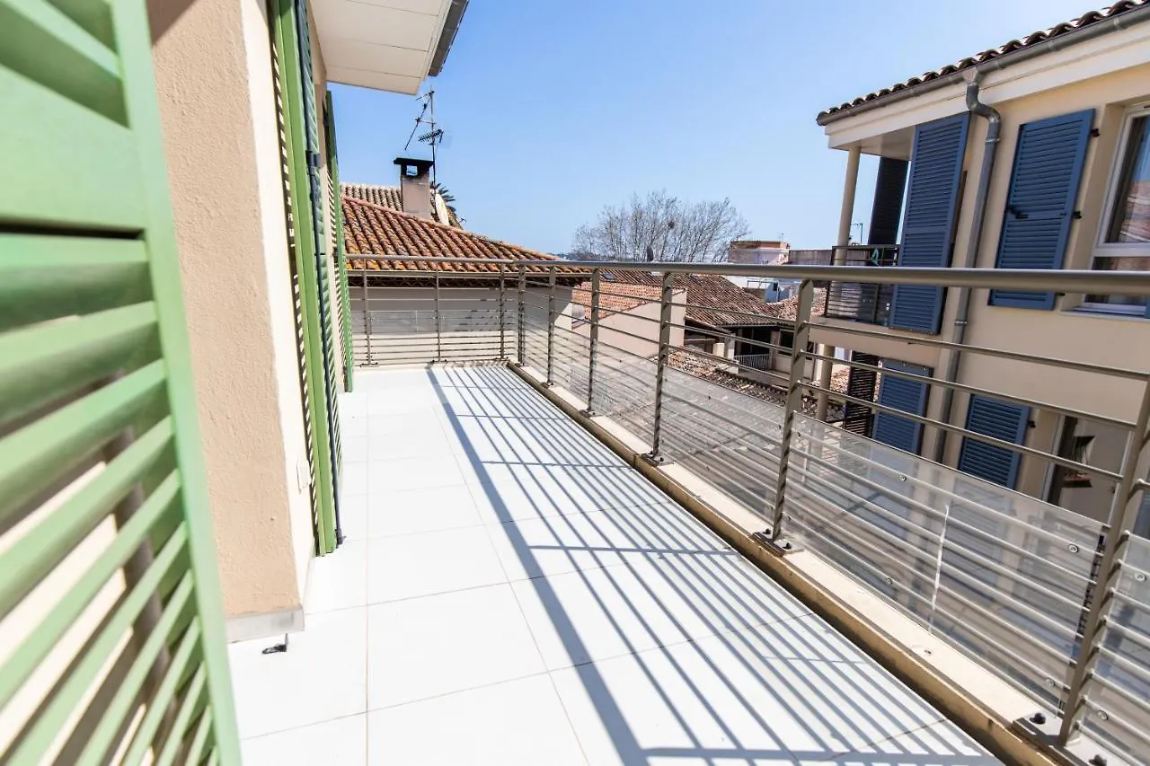 Zenao Frejus Aparthotel 0*,  France