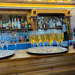 https://vue-sur-gindou.midi-pyreneeshotels.com